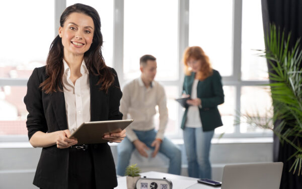 ASISTENTE EJECUTIVA DE EXCELENCIA