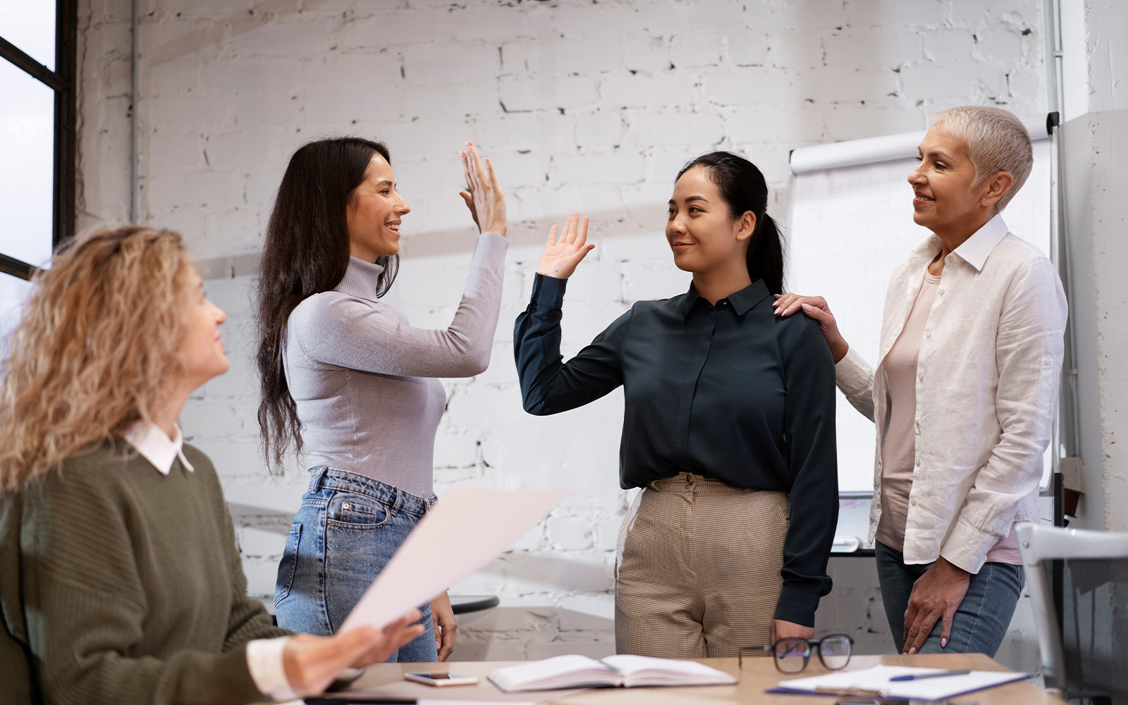TÉCNICAS Y HABILIDADES PARA LA MEDIACIÓN, MANEJO Y RESOLUCIÓN DE CONFLICTOS EN EQUIPOS DE TRABAJO