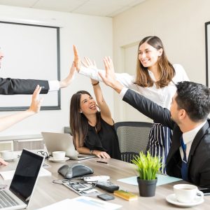 LIDERAZGO MOTIVACIONAL -TECNICAS Y ESTRATEGIAS BASICAS PARA MOTIVACION DE GRUPOS