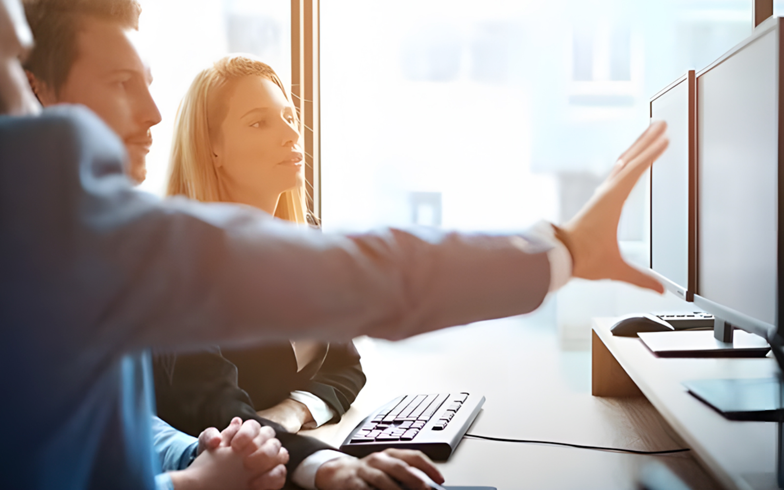 TRIBU - CR  La transformación digital que nos lleva a transformar nuestros negocios
