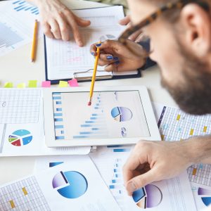 CAUSA Y EFECTO DOMINANDO EL ANÁLISIS DE CAUSAS