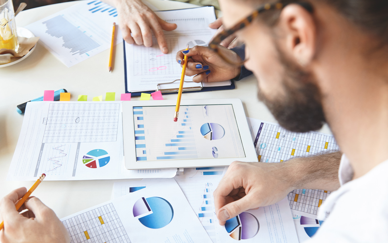 CAUSA Y EFECTO DOMINANDO EL ANÁLISIS DE CAUSAS