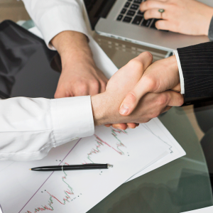 TÉCNICAS Y HABILIDADES PARA LA MEDIACIÓN, MANEJO Y RESOLUCIÓN DE CONFLICTOS EN EQUIPOS DE TRABAJO