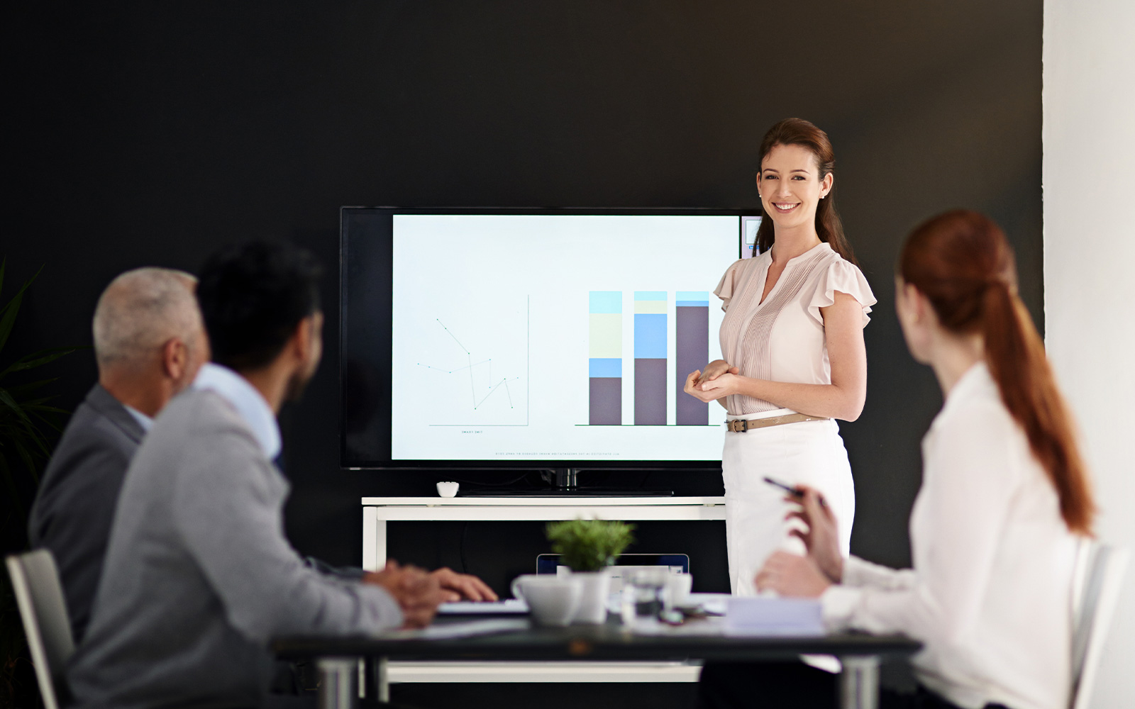 PRESENTACIONES DE ALTO IMPACTO Y PRESENTACIONES ANIMADAS CON POWER POINT Y CANVA